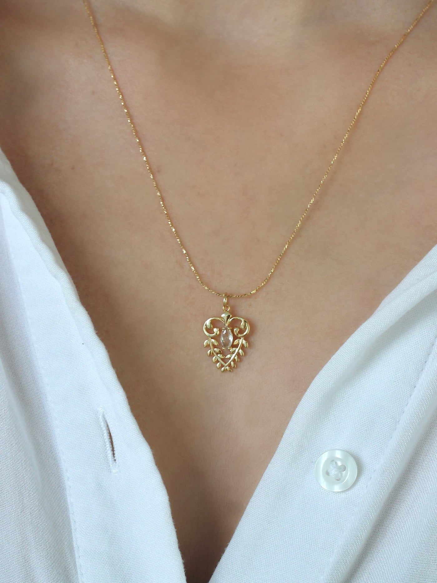 Damask Sparkle Necklace