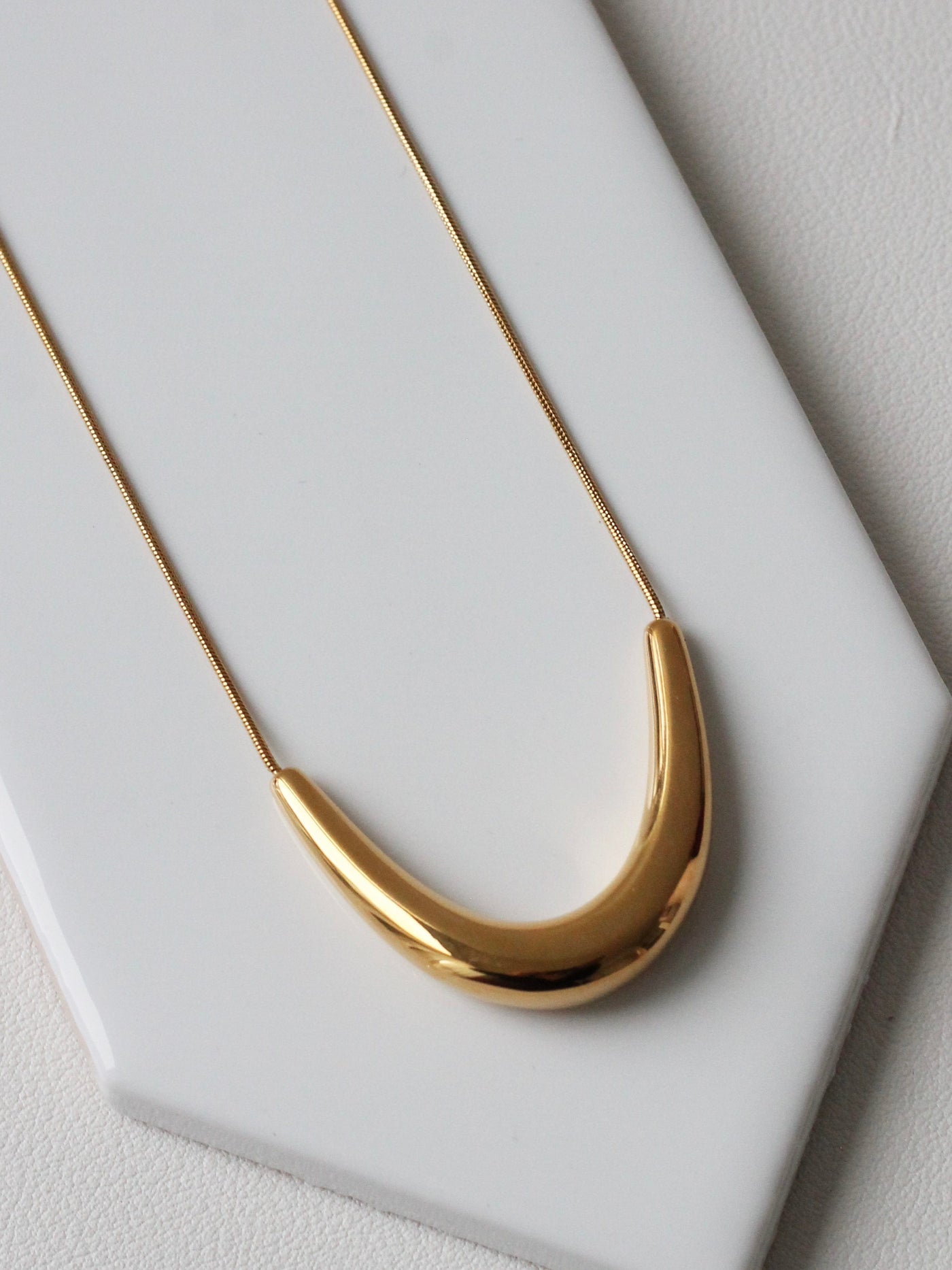 Gilded Arc Necklace