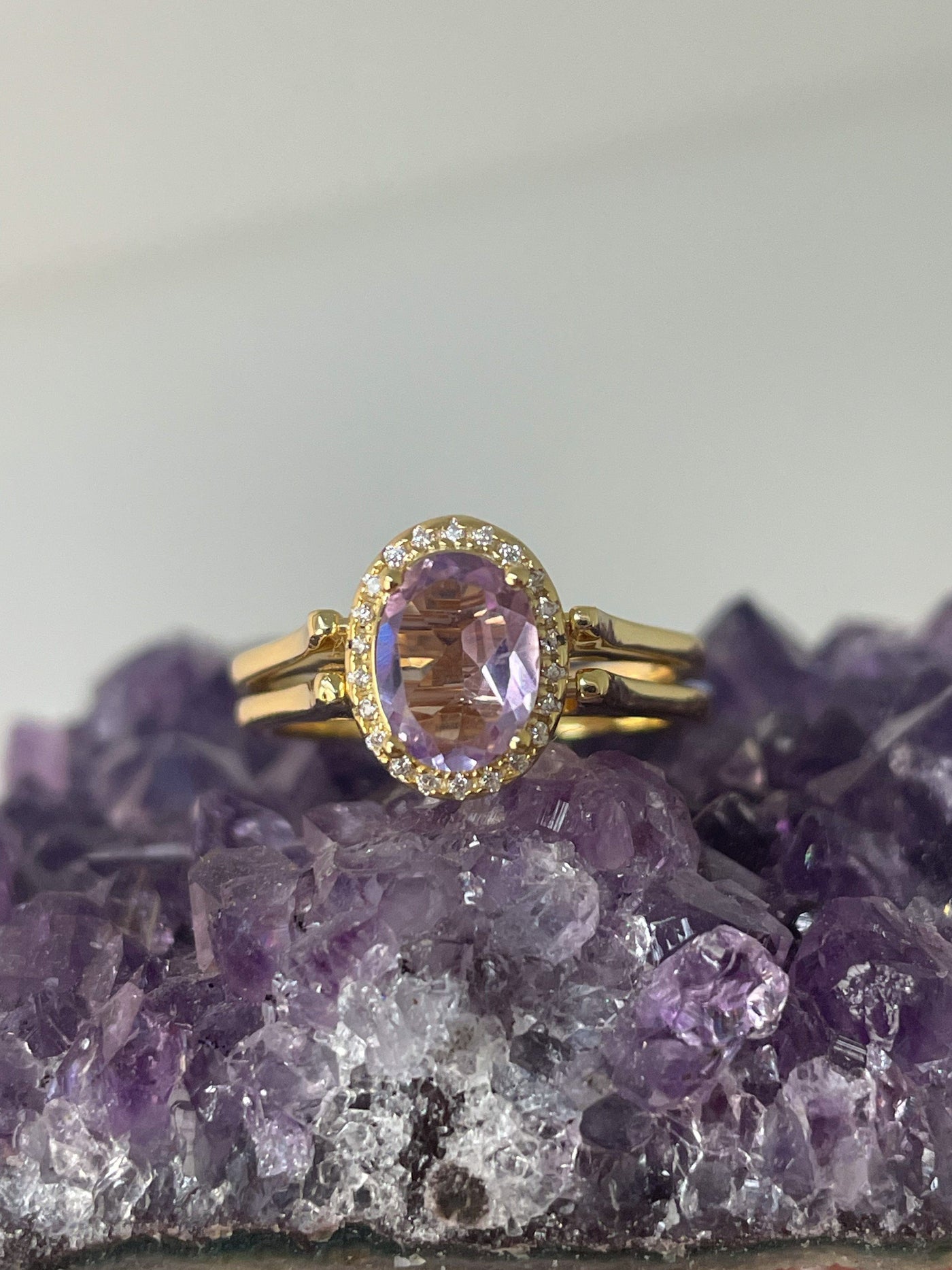 Positivity ring (reversible gemstone)
