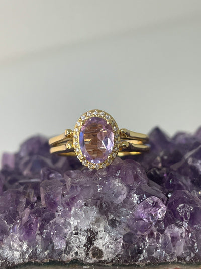 Positivity ring (reversible gemstone)