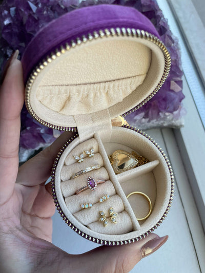 Travel jewelry case